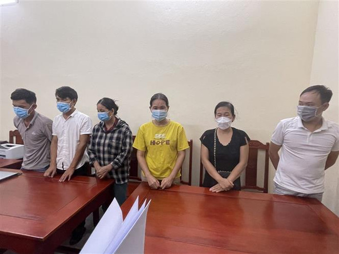 6 đối tượng lừa đảo làm hồ sơ mua hàng trả góp, chiếm gần 5 tỷ đồng ảnh 1