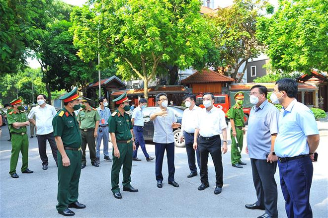 PTT: 'Hà Nội thực hiện nghiêm giãn cách xã hội theo Chỉ thị 16 là đủ' ảnh 2