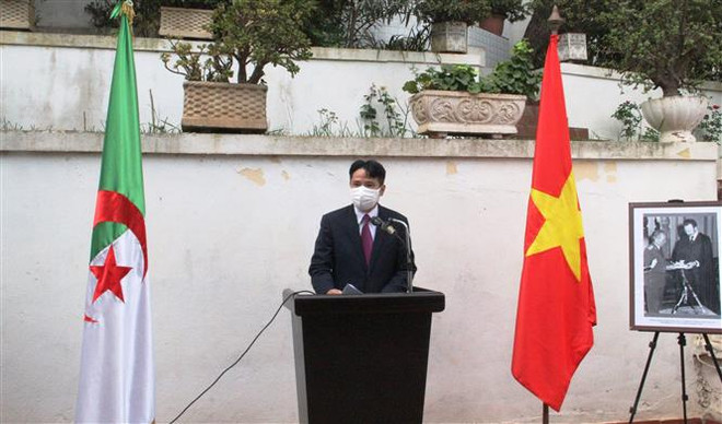 Triển lãm ảnh, tư liệu lịch sử về Đại tướng Võ Nguyên Giáp tại Algeria ảnh 2