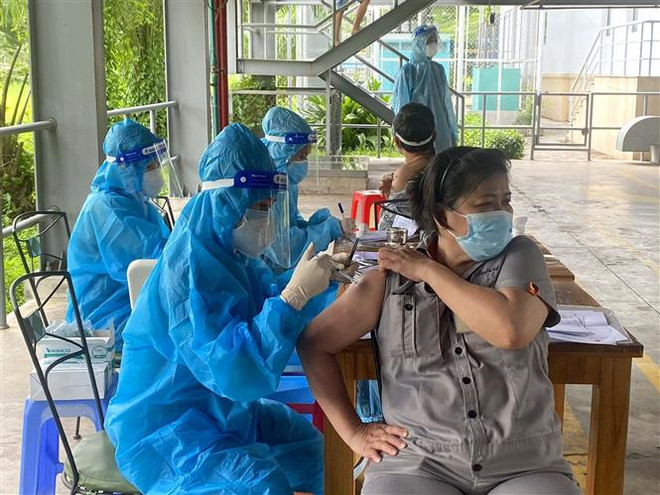 Tỉnh Bình Dương được chia sẻ 1 triệu liều vaccine Vero Cell ảnh 1