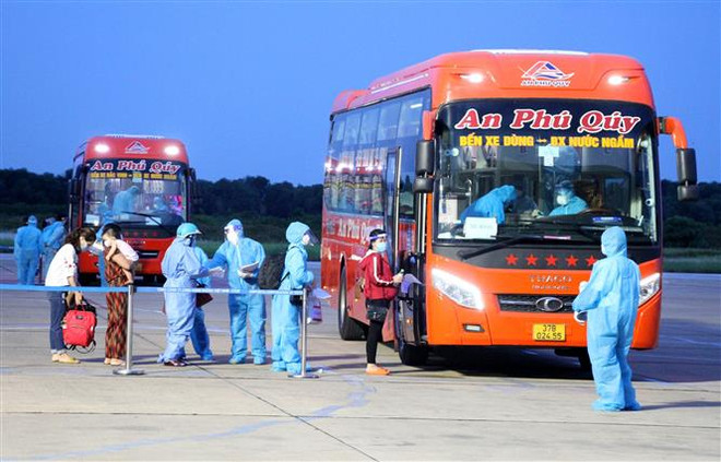 Nghệ An: Chấn chỉnh bất cập trong các chuyến bay đón công dân trở về ảnh 1