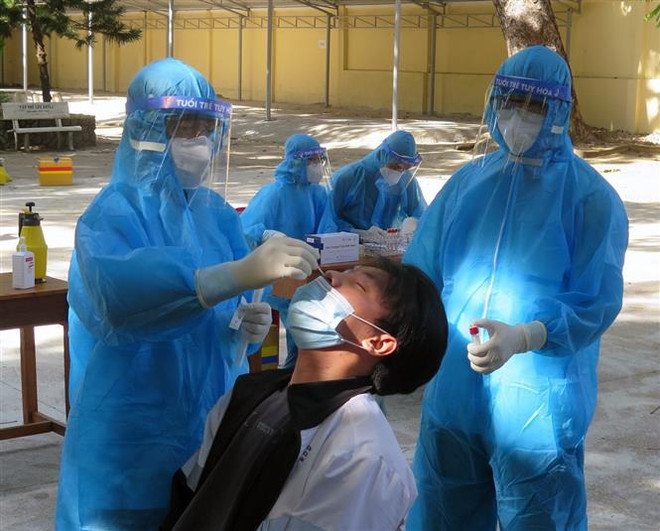 Khánh Hòa, Phú Yên phải đẩy nhanh tốc độ xét nghiệm, dập dịch dứt điểm ảnh 1