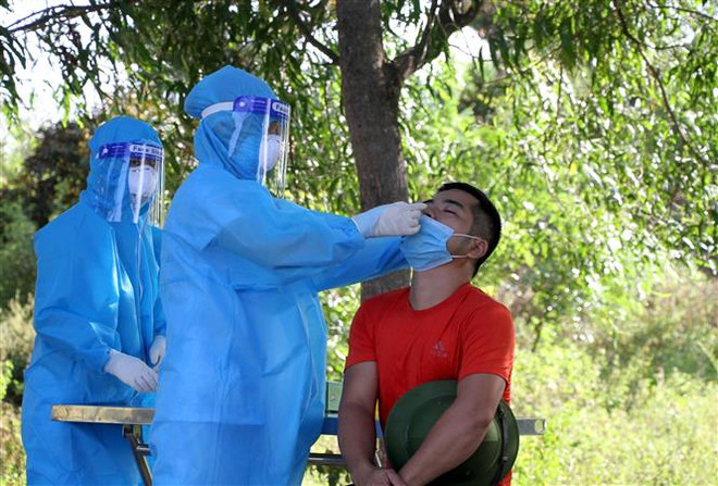 Các tỉnh áp dụng biện pháp chống dịch khẩn trương, quyết liệt ảnh 1