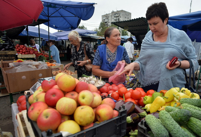 Kinh tế Nga quen dần với những biện pháp trừng phạt của Phương Tây ảnh 1