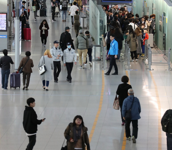 Hàn Quốc kêu gọi cải tổ du lịch để giảm phụ thuộc vào Trung Quốc ảnh 1