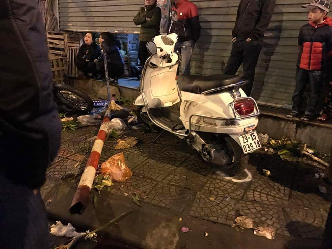 Hà Nội: Ôtô đâm liên hoàn nhiều phương tiện trên phố Nguyễn Văn Cừ ảnh 5