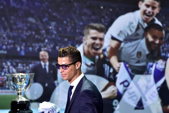 Siêu sao Cristiano Ronaldo đối mặt án tù 15 tháng vì trốn thuế ảnh 1