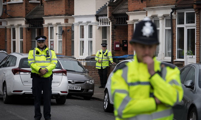 Anh buộc tội 3 phụ nữ âm mưu tấn công khủng bố và giết người ảnh 1