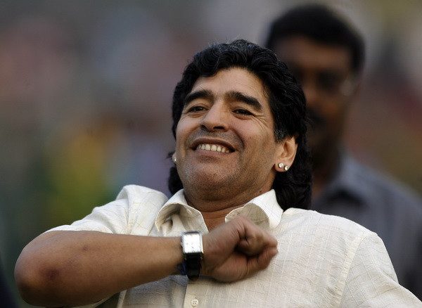 Diego Maradona trở thành huấn luyện viên câu lạc bộ hạng hai của UAE ảnh 1