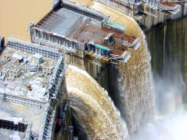 Chưa thể giải quyết bất đồng liên quan đập thủy điện Đại Phục Hưng ảnh 1