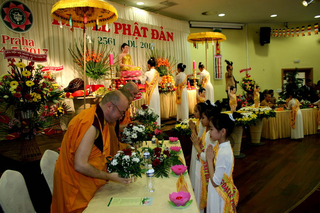 Đại lễ Phật Đản được tổ chức ở nhiều địa phương của Cộng hòa Séc ảnh 2