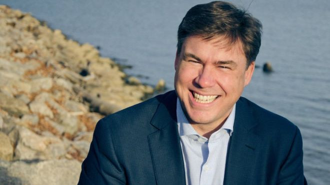 Giám đốc truyền thông của Tổng thống Donald Trump từ chức ảnh 1