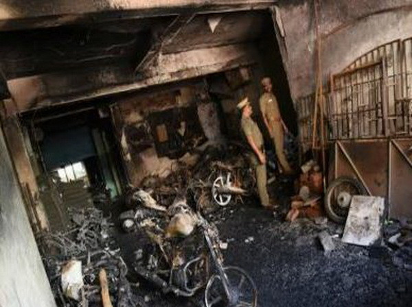 Cháy lớn tại khu dân cư làm gần 10 người thương vong ở Ấn Độ ảnh 1