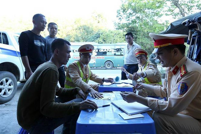 100% lái xe khách trên địa bàn tỉnh Kon Tum âm tính với ma túy ảnh 1