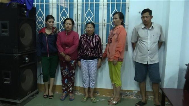 Triệt xóa một sòng bạc dành cho các quý bà tại Bình Dương ảnh 1