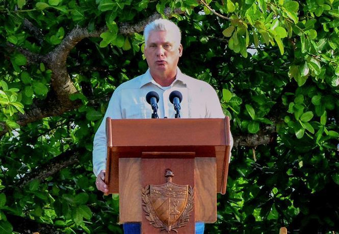 Chủ tịch Cuba Miguel Díaz-Canel Bermúdez. (Nguồn: AFP/TTXVN) Chủ tịch Cuba kêu gọi củng cố phòng thủ song song với thúc đẩy kinh tế ảnh 1