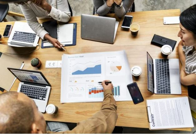 Các nhà phân tích lạc quan hơn về triển vọng của doanh nghiệp châu Á ảnh 1