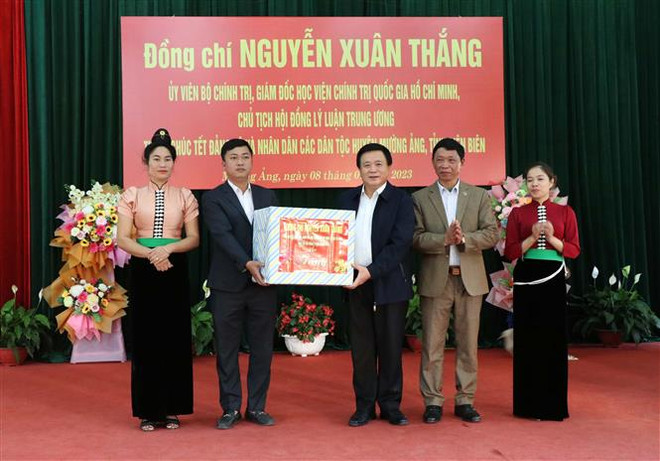 Ủy viên Bộ Chính trị Nguyễn Xuân Thắng thăm, làm việc tại Điện Biên ảnh 2