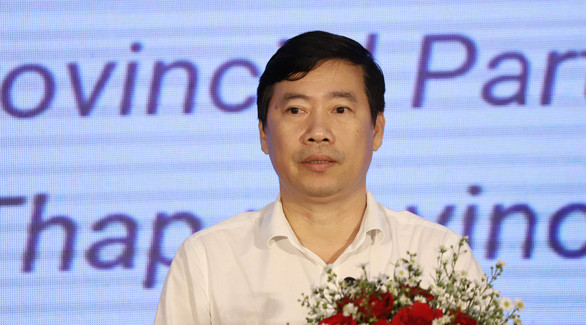 Thủ tướng Chính phủ thi hành kỷ luật bằng hình thức Khiển trách đối với ông Phạm Thiện Nghĩa, Chủ tịch Ủy ban Nhân dân tỉnh Đồng Tháp nhiệm kỳ 2021-2026. (Nguồn: Tạp chí Tòa án Nhân dân) Thi hành kỷ luật hai lãnh đạo Ủy ban Nhân dân tỉnh Đồng Tháp ảnh 1