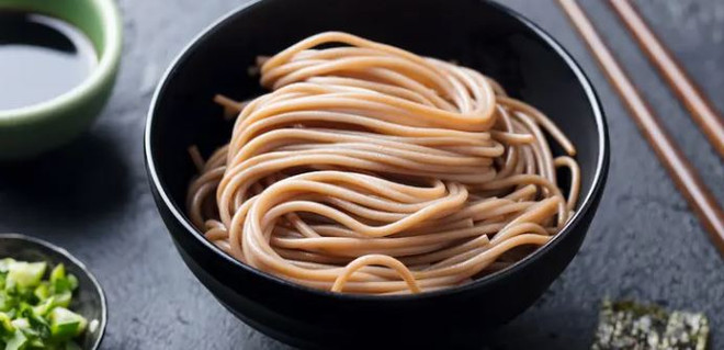 Kỹ sư Nhật Bản chế tạo thiết bị phân tích độ ngon của mỳ ảnh 1