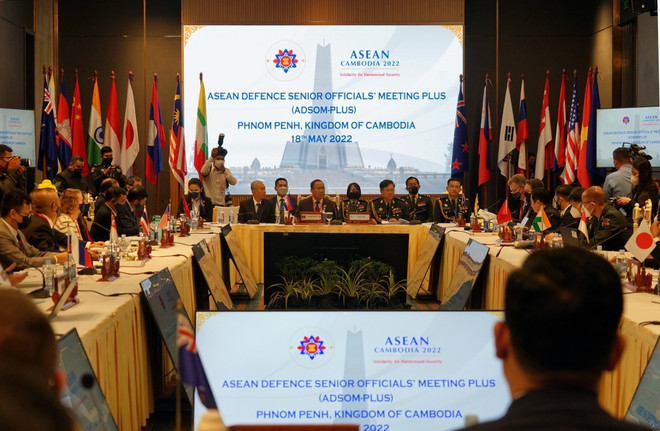 Việt Nam nhấn mạnh an ninh, an toàn hàng hải và hàng không ở Biển Đông ảnh 2