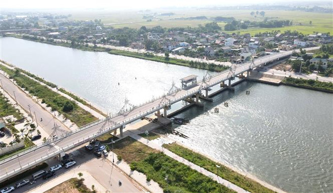 50 năm Ngày giải phóng tỉnh Quảng Trị: Khát vọng phát triển ảnh 1