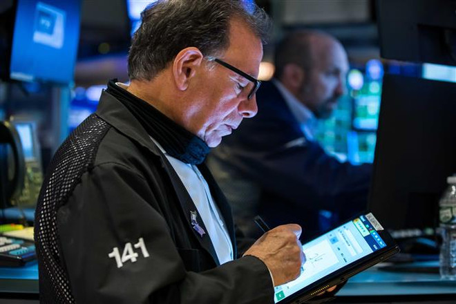 Các chỉ số chứng khoán Mỹ chốt phiên 19/5 đồng loạt giảm ảnh 1