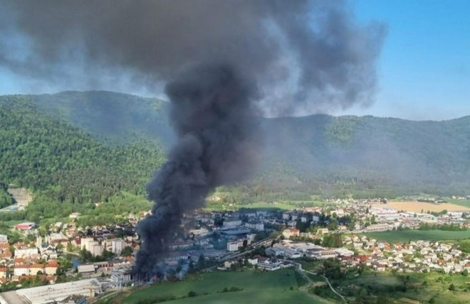 Nổ tại nhà máy hóa chất ở Slovenia, hàng chục người mất tích ảnh 1