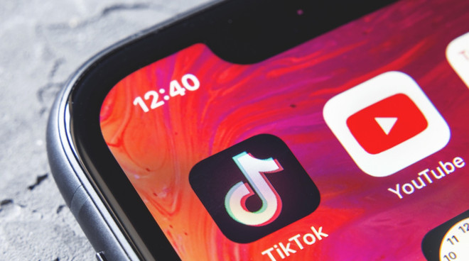Giới trẻ Mỹ rời bỏ Facebook, chuyển sang YouTube và TikTok ảnh 1