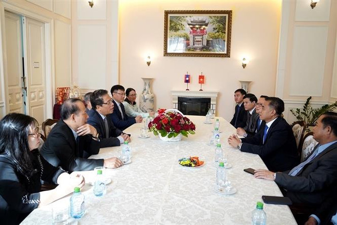 Hoạt động chào mừng Quốc khánh tại Đại sứ quán Việt Nam ở các nước ảnh 1