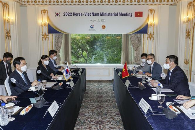 Hội đàm song phương cấp Bộ trưởng Công Thương Việt Nam-Hàn Quốc ảnh 2