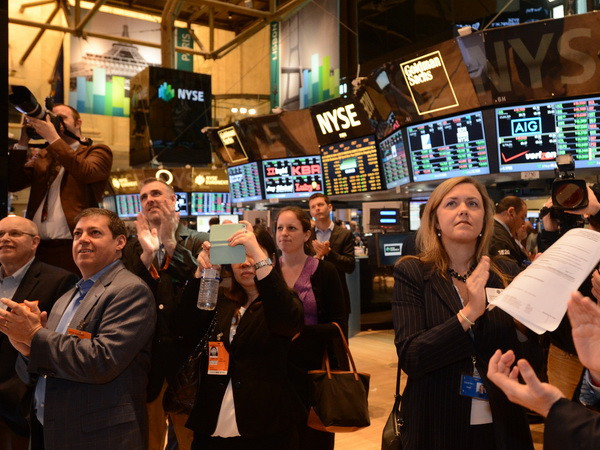 Các chỉ số chứng khoán Mỹ biến động trái chiều ảnh 1