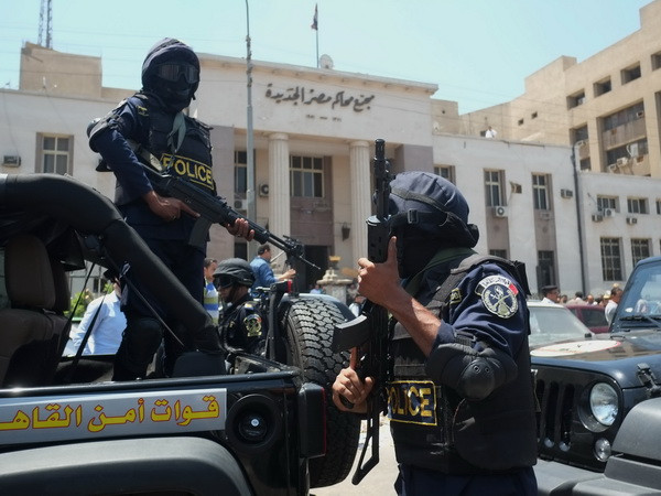 Ai Cập bắt giữ ba thủ lĩnh Hồi giáo ủng hộ ông Morsi ảnh 1