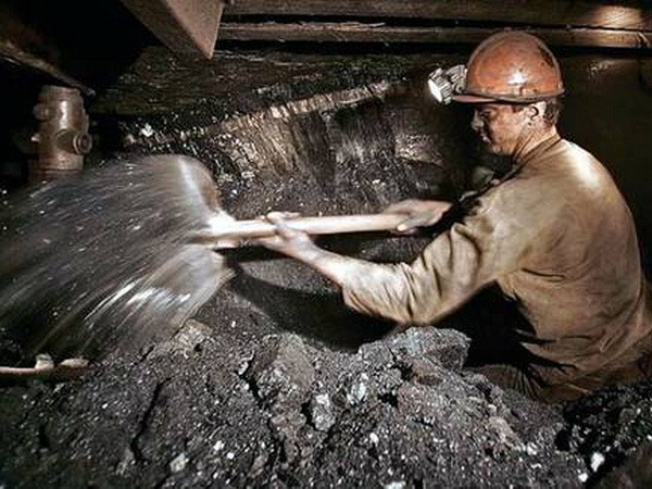 Ukraine chấm dứt việc cung cấp than cho Liên bang Nga ảnh 1