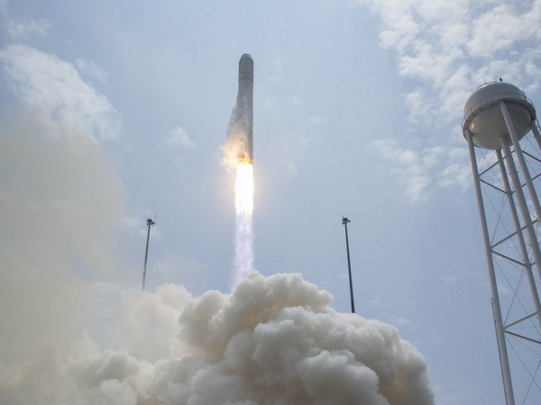 Tàu Cygnus lên đường "tiếp tế" lần hai cho trạm ISS ảnh 1