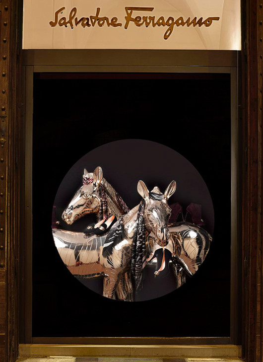 Khu rừng Giáng sinh trong cửa hàng Savatore Ferragamo ảnh 2