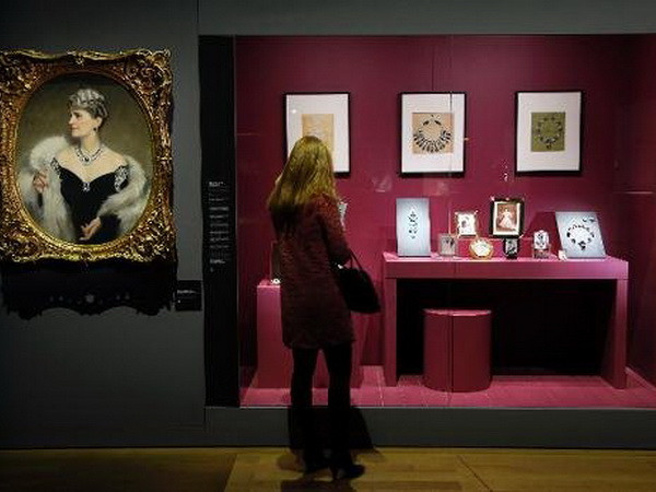 "Ông vua của trang sức" Cartier tỏa sáng ở Paris ảnh 1