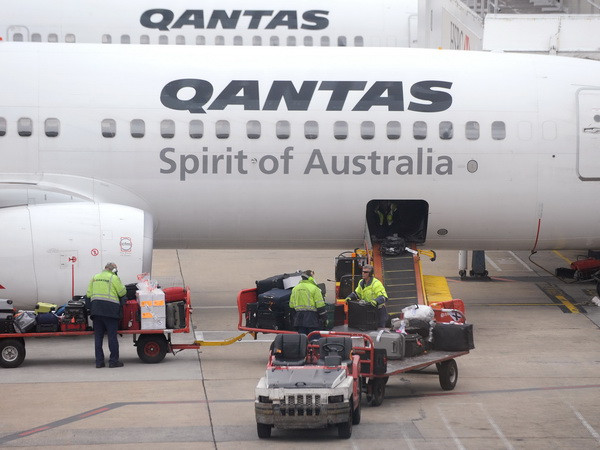 Hãng hàng không Qantas cắt giảm 1.000 việc làm ảnh 1