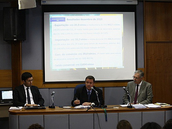 Xuất siêu của Brazil thấp nhất trong hơn một thập kỷ ảnh 1