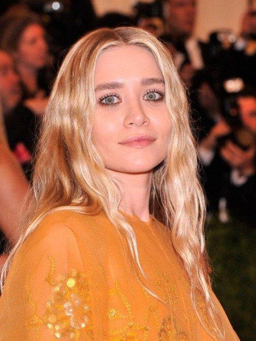 Bí quyết làm đẹp của các cặp chị em sao Hollywood ảnh 1