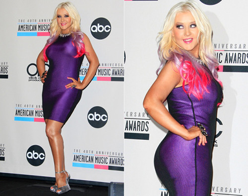 Christina Aguilera với thân hình đồ sộ tại Lễ trao giải AMA 2012. (Nguồn: Đẹp/Vietnam+) Christina Aguilera chia sẻ bí quyết giảm cân 22 kg ảnh 1