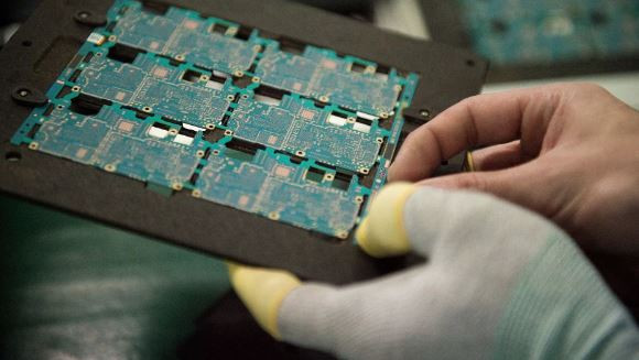 Trung Quốc thúc đẩy việc kiểm soát xuất khẩu nguyên liệu sản xuất chip ảnh 1