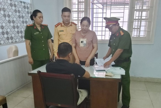 Cảnh sát đường thủy phối hợp bắt giữ tội phạm trốn truy nã ảnh 1