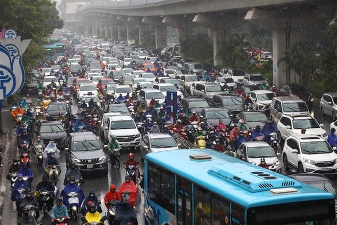 Hà Nội sẽ xóa từ 8-10 điểm đen ùn tắc giao thông mỗi năm ảnh 1