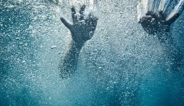 Nữ du khách tử vong trong bể bơi tại khách sạn ở Hạ Long ảnh 1