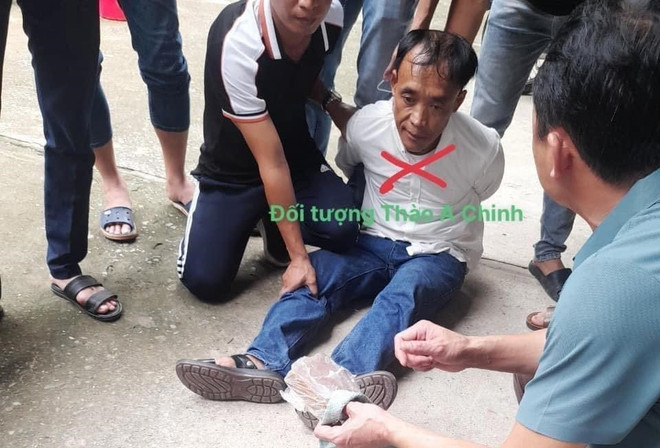 Lai Châu bắt giữ hai đối tượng, thu giữ hai bánh heroin ảnh 1