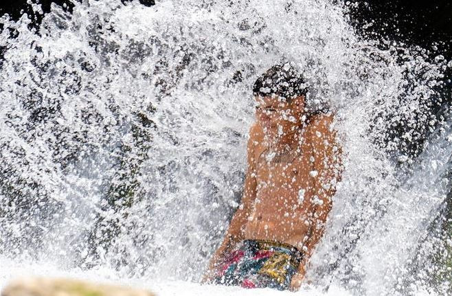 Nắng nóng tại miền Tây Nam nước Mỹ sẽ còn tồi tệ hơn nữa ảnh 1