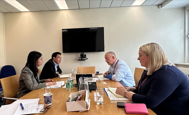 Thúc đẩy hợp tác giáo dục, khoa học và công nghệ giữa Việt Nam-Ireland ảnh 1