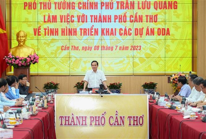 Phó Thủ tướng Trần Lưu Quang làm việc tại Cần Thơ về các dự án ODA ảnh 1