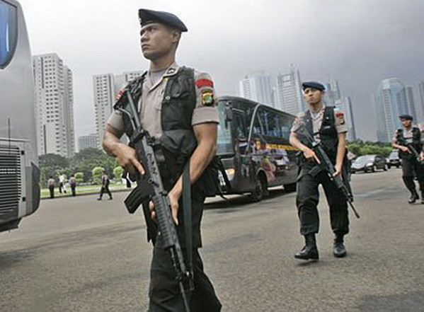 Indonesia: Gần 150.000 người tham gia bảo đảm an ninh lễ Idul Fitri ảnh 1